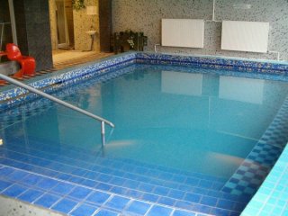 hévízi vízitúra Hotel Aquamarin medence
